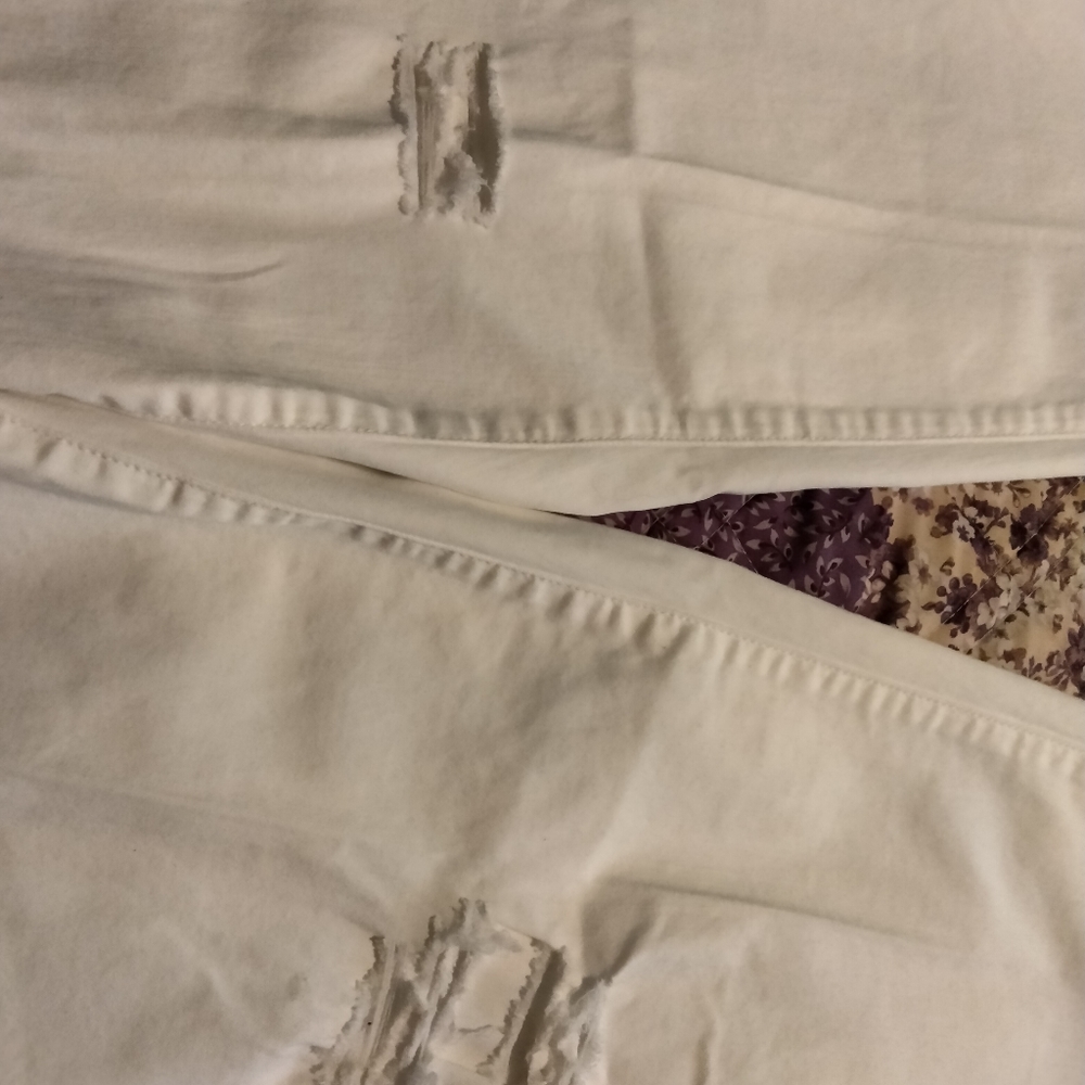 Lane Bryant Distressed Cropped Jeans - Picture 3 of 5